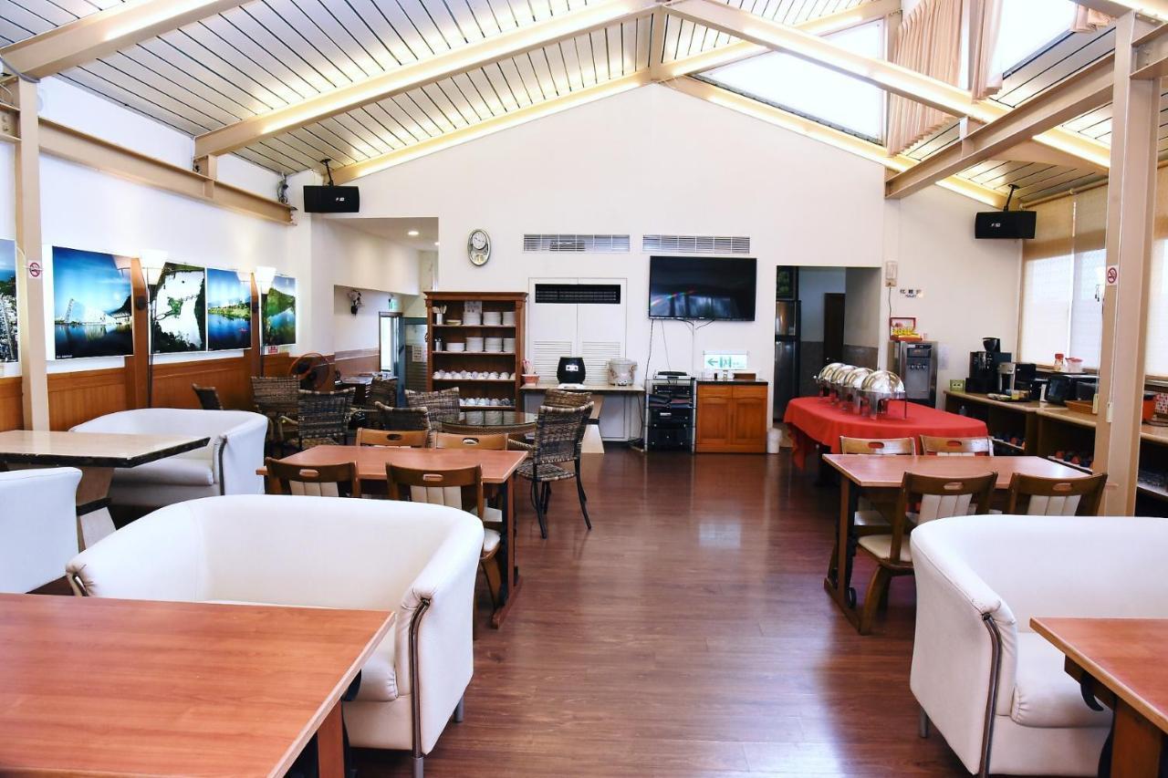 Yilan England Business Motel מראה חיצוני תמונה