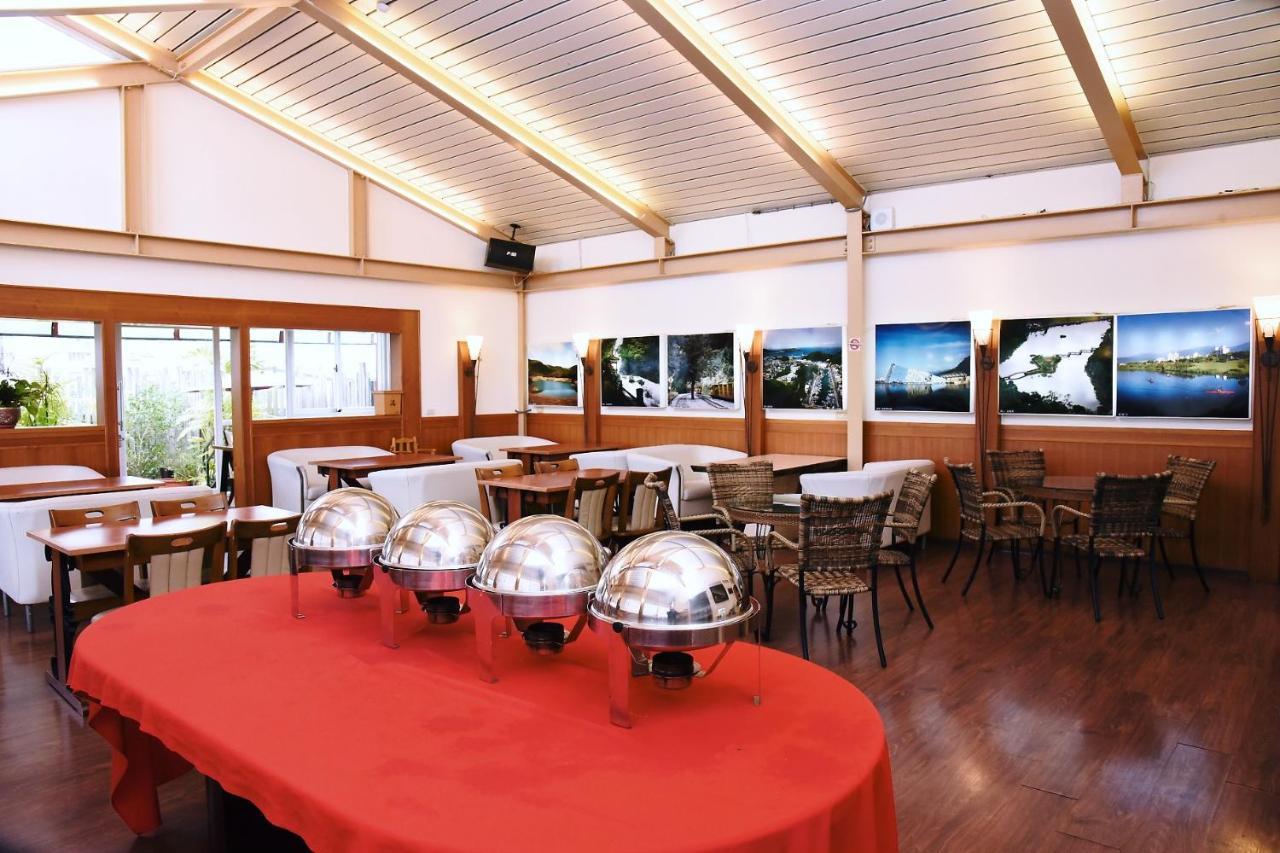 Yilan England Business Motel מראה חיצוני תמונה